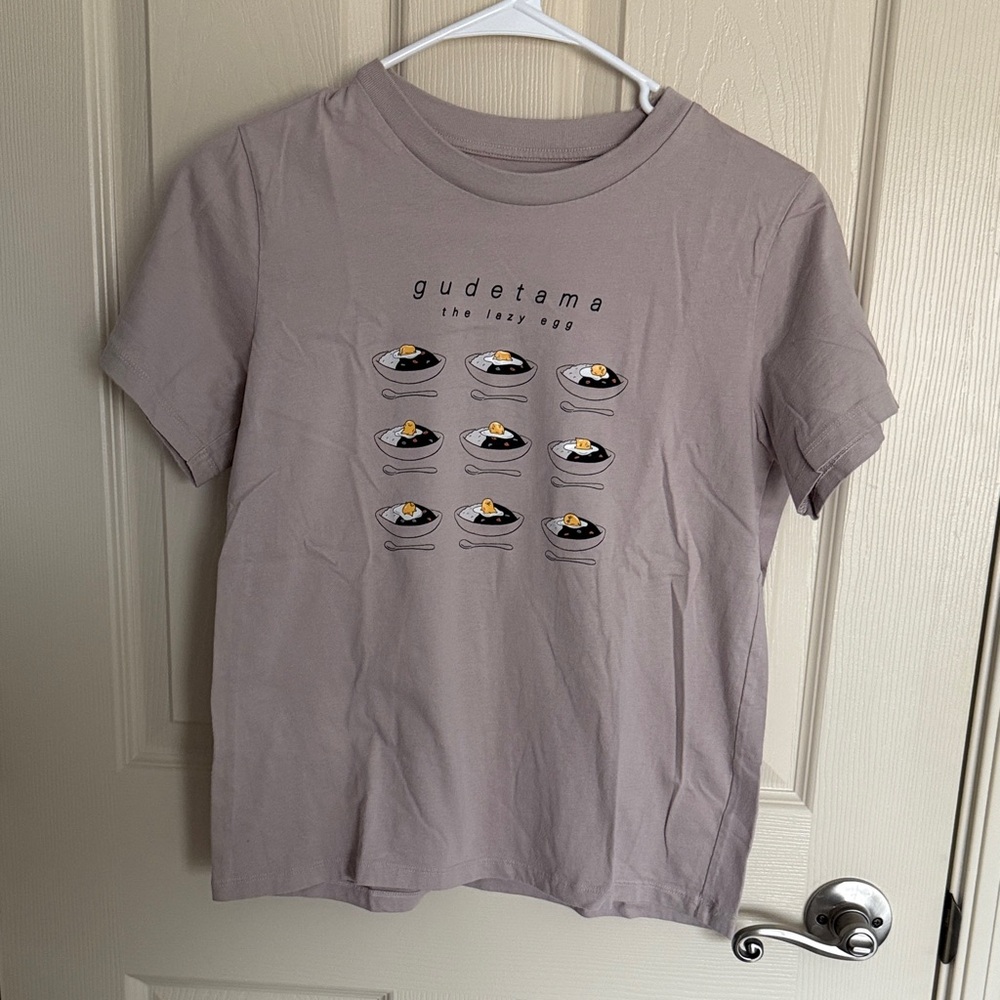 Uniqlo Gudetama Graphic Tee - Soft Purple
